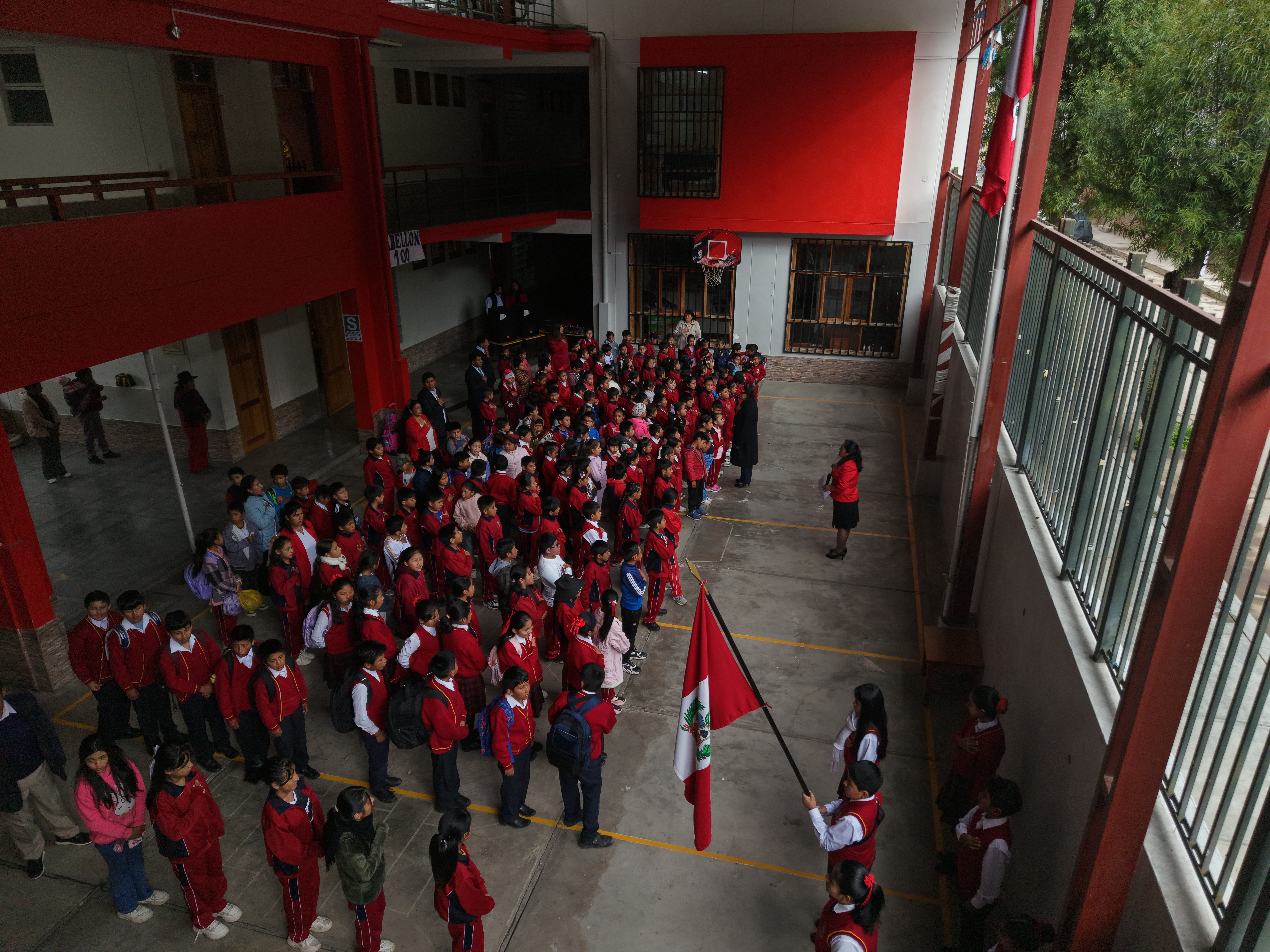 Estudiantes del Colegio José Pardo